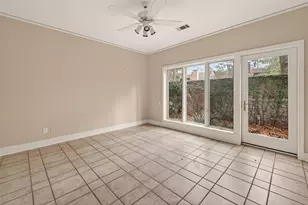 315 Sugar Berry Cir, Houston, TX 77024 - Photo 28