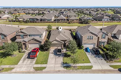 12610 Pirate Bend Drive, Texas City, TX 77539 - Photo 14