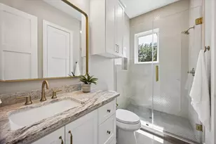 6107 Lake St, West University Place, TX 77005 - Photo 38