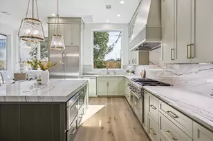 6107 Lake St, West University Place, TX 77005 - Photo 16