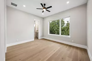 6107 Lake St, West University Place, TX 77005 - Photo 32