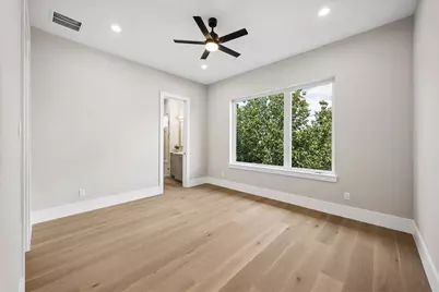 6107 Lake Street, West University Place, TX 77005 - Photo 32