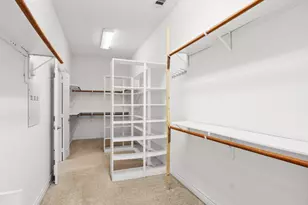 12510 Mystery Ln, Mont Belvieu, TX 77523 - Photo 32