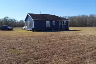 6047 W Creek Rd, East Bernard, TX 77435 - Photo 32