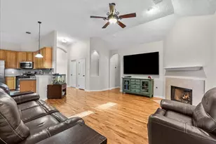 8102 Pinewood Park, Humble, TX 77346 - Photo 14