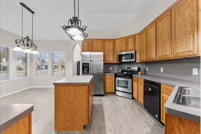 8102 Pinewood Park, Humble, TX 77346 - Photo 10