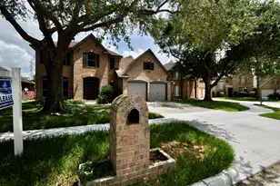 8819 Hedgestone Ct, La Porte, TX 77571 - Photo 32