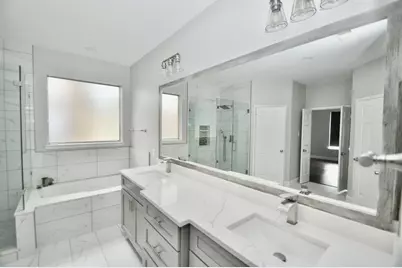 8819 Hedgestone Court, La Porte, TX 77571 - Photo 16