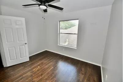 8819 Hedgestone Court, La Porte, TX 77571 - Photo 20
