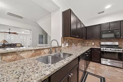 8102 Stoneyway Drive, Houston, TX 77040 - Photo 18