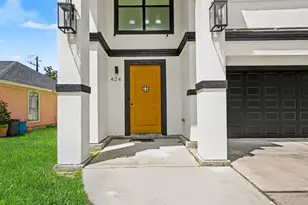 424 S Holmes St, La Porte, TX 77571 - Photo 4