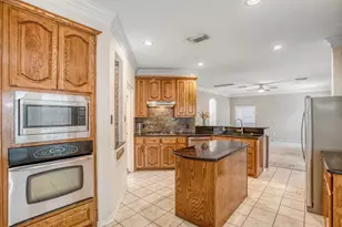 16606 Greenbriar Point Ln, Houston, TX 77095 - Photo 10