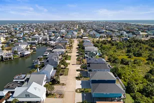 22311 Isle View Dr, Galveston, TX 77554 - Photo 46