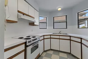 22311 Isle View Dr, Galveston, TX 77554 - Photo 8