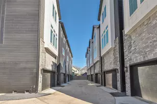 1020 W 15th 1/2 St, Houston, TX 77008 - Photo 44