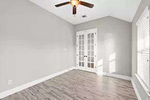 9707 Highland Pointe Dr, Needville, TX 77461 - Photo 6