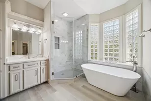 11 Twin Greens Ct, Houston, TX 77339 - Photo 32