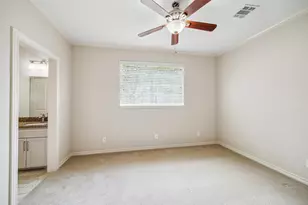 11 Twin Greens Ct, Houston, TX 77339 - Photo 36