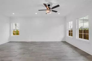 3168 Golfcrest, Houston, TX 77087 - Photo 8