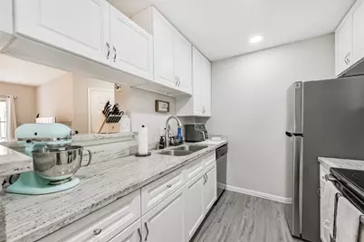 2121 Hepburn Street #612, Houston, TX 77054 - Photo 14