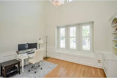 4625 Maple Street, Bellaire, TX 77401 - Photo 8