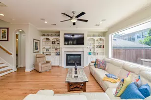 4625 Maple St, Bellaire, TX 77401 - Photo 16