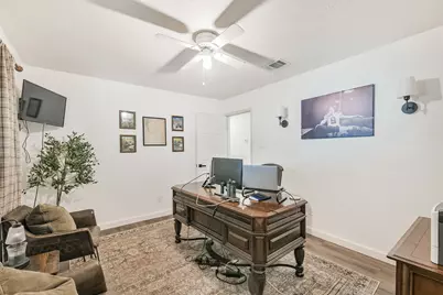 15256 Conroe Drive, Conroe, TX 77384 - Photo 12
