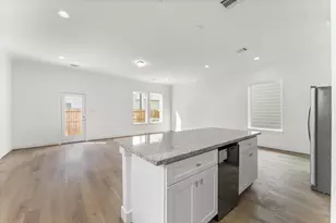 6413 Leopold Star Ln, Houston, TX 77048 - Photo 16