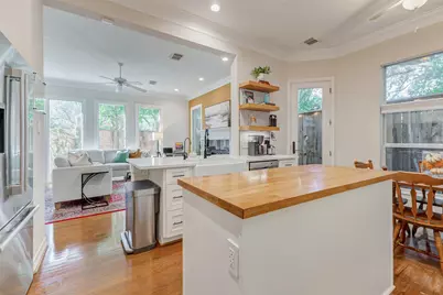 2828 W Holcombe  Boulevard Boulevard #I, Houston, TX 77025 - Photo 10