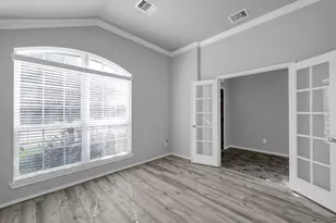 2518 Riverway Dr, Conroe, TX 77304 - Photo 8