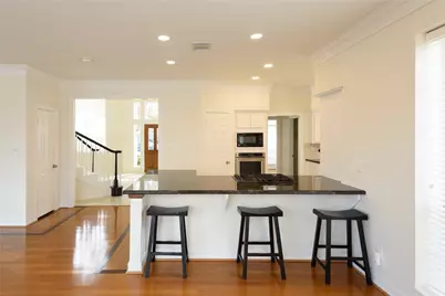 4506 Heatherwilde Street, Sugar Land, TX 77479 - Photo 8