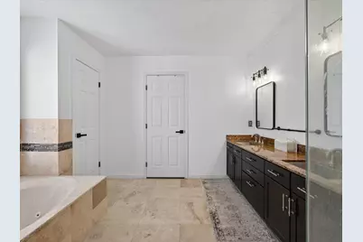 1676 Beaconshire Road, Houston, TX 77077 - Photo 20