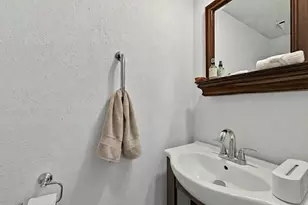 1676 Beaconshire Rd, Houston, TX 77077 - Photo 6