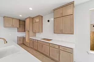 7102 Rustic Frst Dr, Katy, TX 77493 - Photo 12