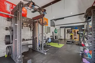 1818 Locksford St, Houston, TX 77008 - Photo 4