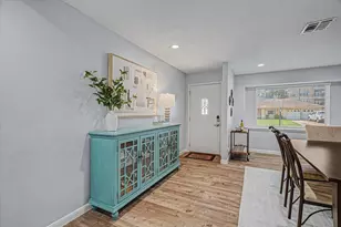 1818 Locksford St, Houston, TX 77008 - Photo 2