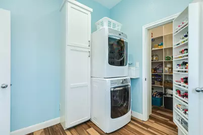 18502 E De Vaca, Galveston, TX 77554 - Photo 26