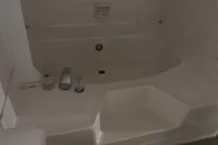 2213 S Braeswood Blvd, Houston, TX 77030 - Photo 10