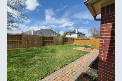 2502 Suncreek Lane, Pearland, TX 77584 - Photo 24