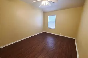 2502 Suncreek Ln, Pearland, TX 77584 - Photo 20