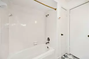 3030 Bernadette Ln, Houston, TX 77043 - Photo 20