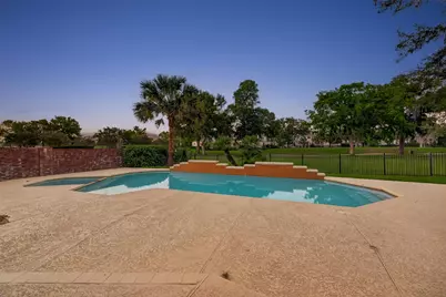 7203 Timberlake Dr, Sugar Land, TX 77479 - Photo 6