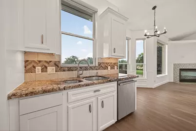 7203 Timberlake Dr, Sugar Land, TX 77479 - Photo 22