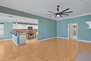 49 N Omega St, La Marque, TX 77568 - Photo 8