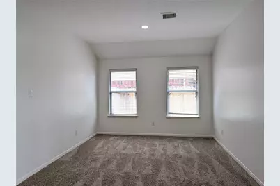 5618 Savannah Woods Lane, Rosharon, TX 77583 - Photo 16