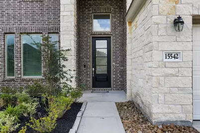15542 Blue Lake Drive, Mont Belvieu, TX 77523 - Photo 6