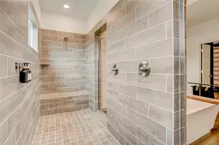 8926 Covenant Pl, Houston, TX 77055 - Photo 18