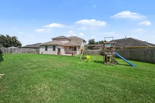 10047 Deer Track Ct, Houston, TX 77064 - Photo 30