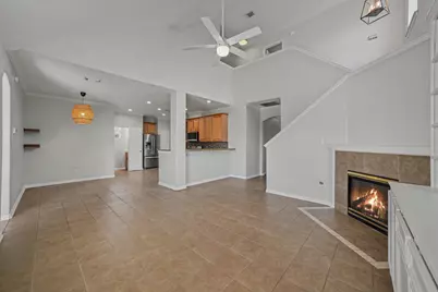 10047 Deer Track Court, Houston, TX 77064 - Photo 6