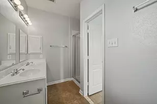 10047 Deer Track Ct, Houston, TX 77064 - Photo 14